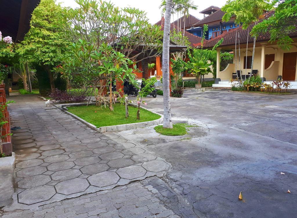 Puspa Ayu Kuta Lombok Buitenkant foto