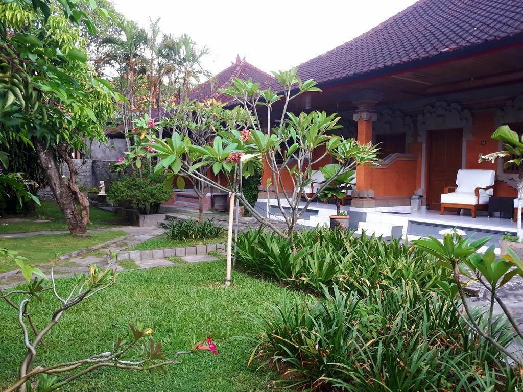 Puspa Ayu Kuta Lombok Buitenkant foto